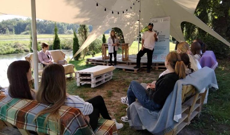 МОЛОДІЖНИЙ ДІАЛОГ