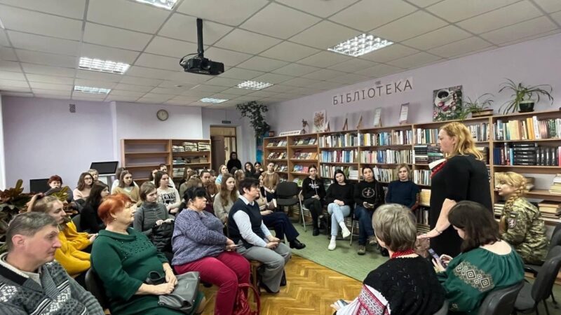 Презентація книги “Голос: антологія військових письменників”