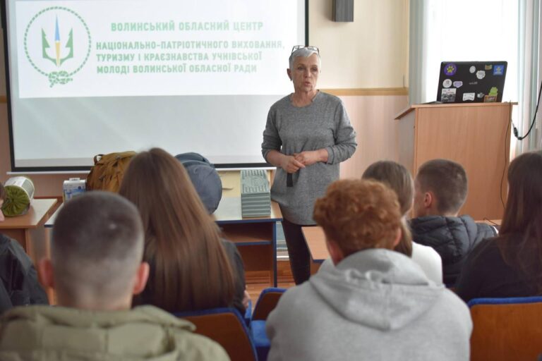 Як підготуватися до туристичного походу – дізналися здобувачі коледжу, відвідавши тематичний майстер-клас