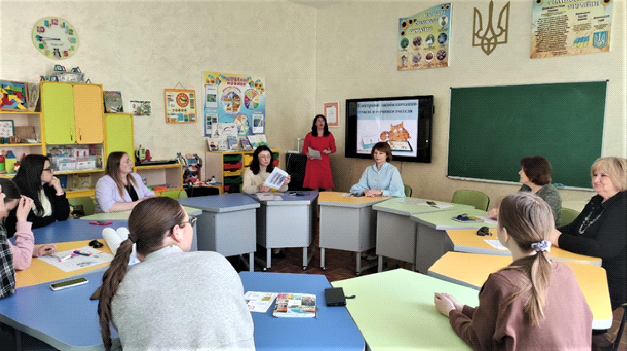 Ви зараз переглядаєте ІНСТРУМЕНТИ-ПОМІЧНИКИ В РОБОТІ ПЕДАГОГА