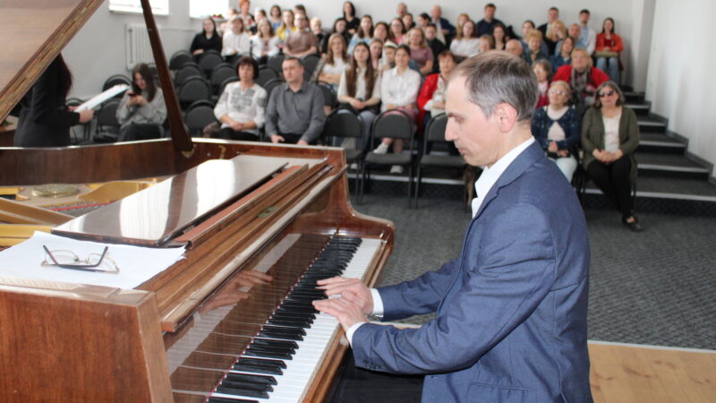 Фортепіанний концерт Юрія Попова