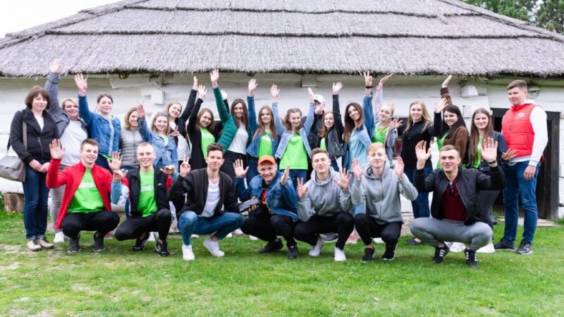 Перший весняний інтенсив “Research & Leadership Talk: Spring 2021 Intensive”