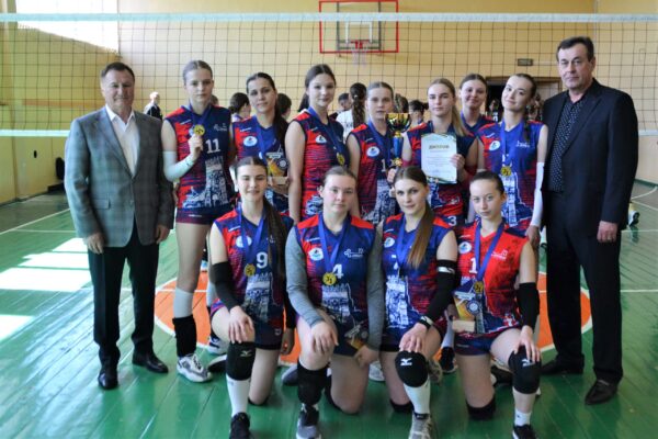 ЗБІРНА ДІВЧАТ ЛУЦЬКОГО ПЕДАГОГІЧНОГО КОЛЕДЖУ – ЧЕМПІОНКИ ВСЕУКРАЇНСЬКОГО ТУРНІРУ З ВОЛЕЙБОЛУ!