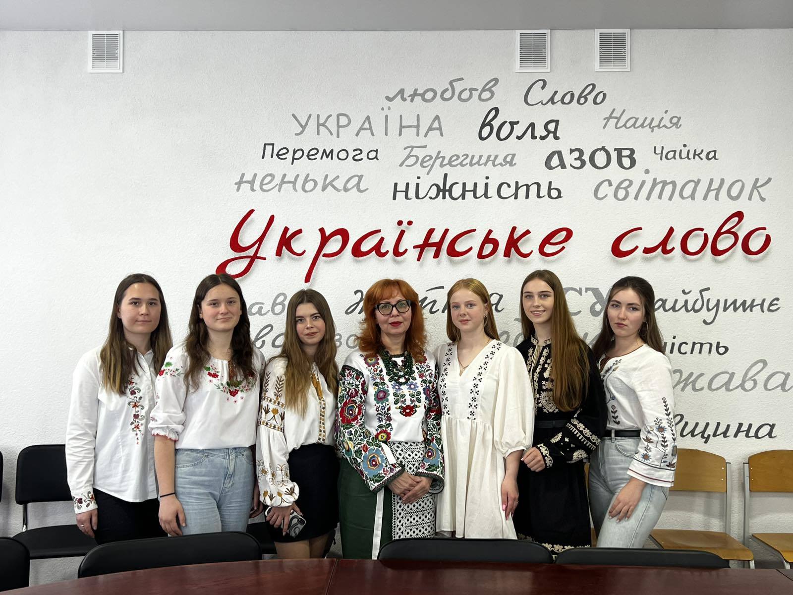 Ви зараз переглядаєте День вишиванки