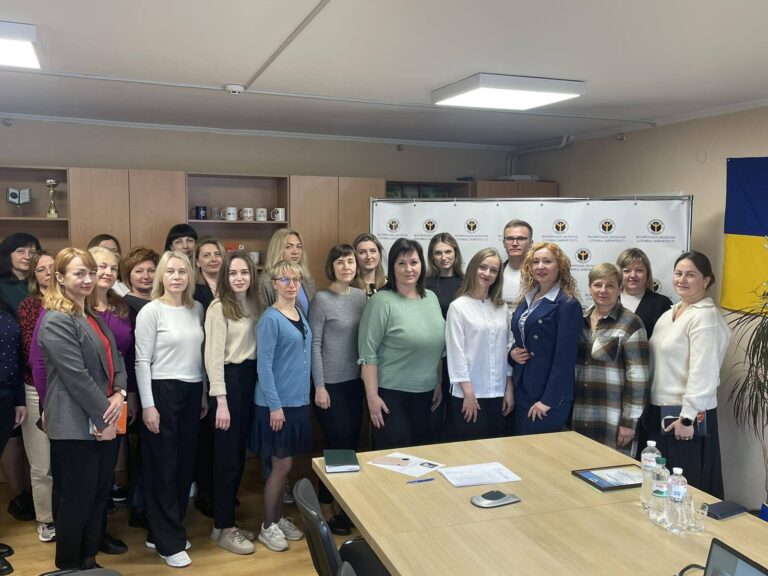 Публічна лекція старшої викладачки кафедри філології кандидатафілологічних наук Олени Стрельбіцької для працівників Волинськогообласного та міського центру зайнятості