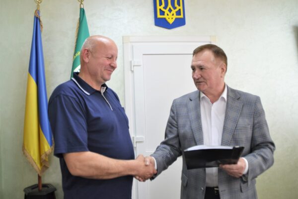 ВРУЧЕННЯ КОНТРАКТІВ ЗАВІДУВАЧАМ КАФЕДР