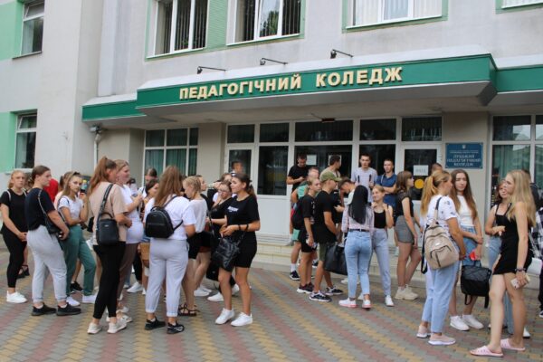 ВІДКРИТІ ДВЕРІ У ПРОФЕСІЙНЕ МАЙБУТНЄ – ПРИЙОМ ТРИВАЄ!