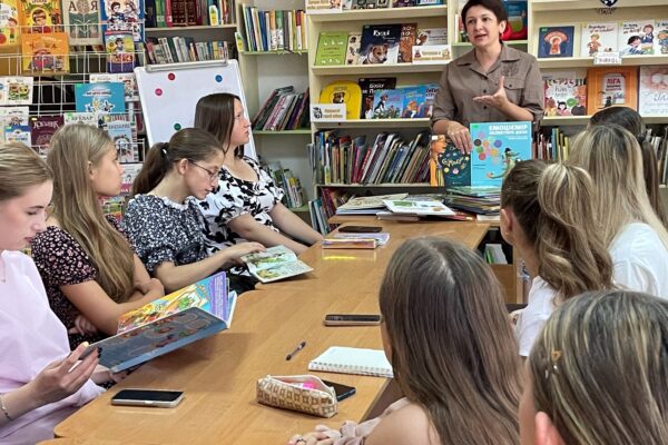 Лекція-екскурсія у Волинську обласну бібліотеку для дітей