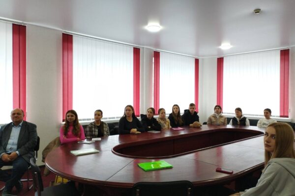 Публічна лекція професора Павла Білоуса  “Фольклор і дитяча література”