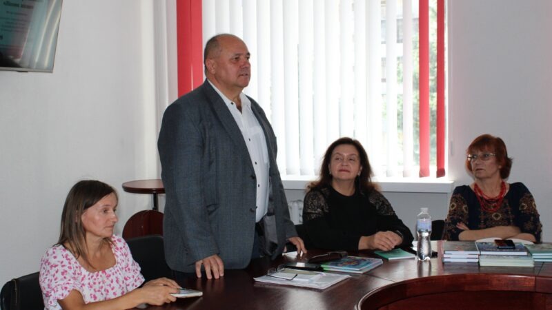 ЛІТЕРАТУРНІ ЧИТАННЯ: «ЛІСОВА ПІСНЯ»