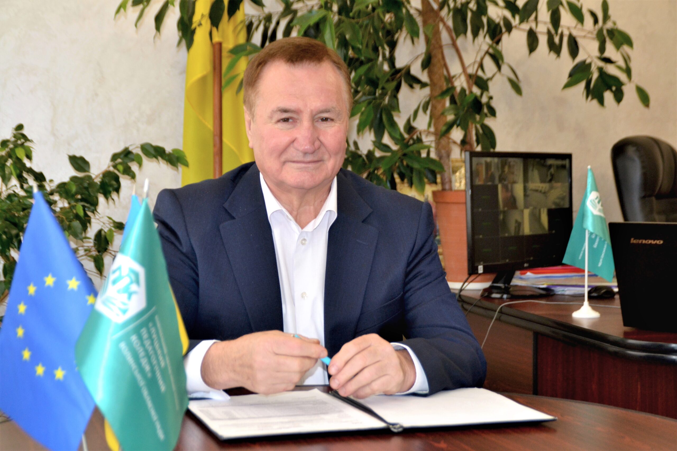 Ви зараз переглядаєте МИ – ІЗ ТИМИ, ХТО НА ПЕРЕДОВІЙ: ПОДОЛАЄМО УСІ ТРУДНОЩІ <br>інтерв’ю ректора Луцького педагогічного інституту Петра Бойчука