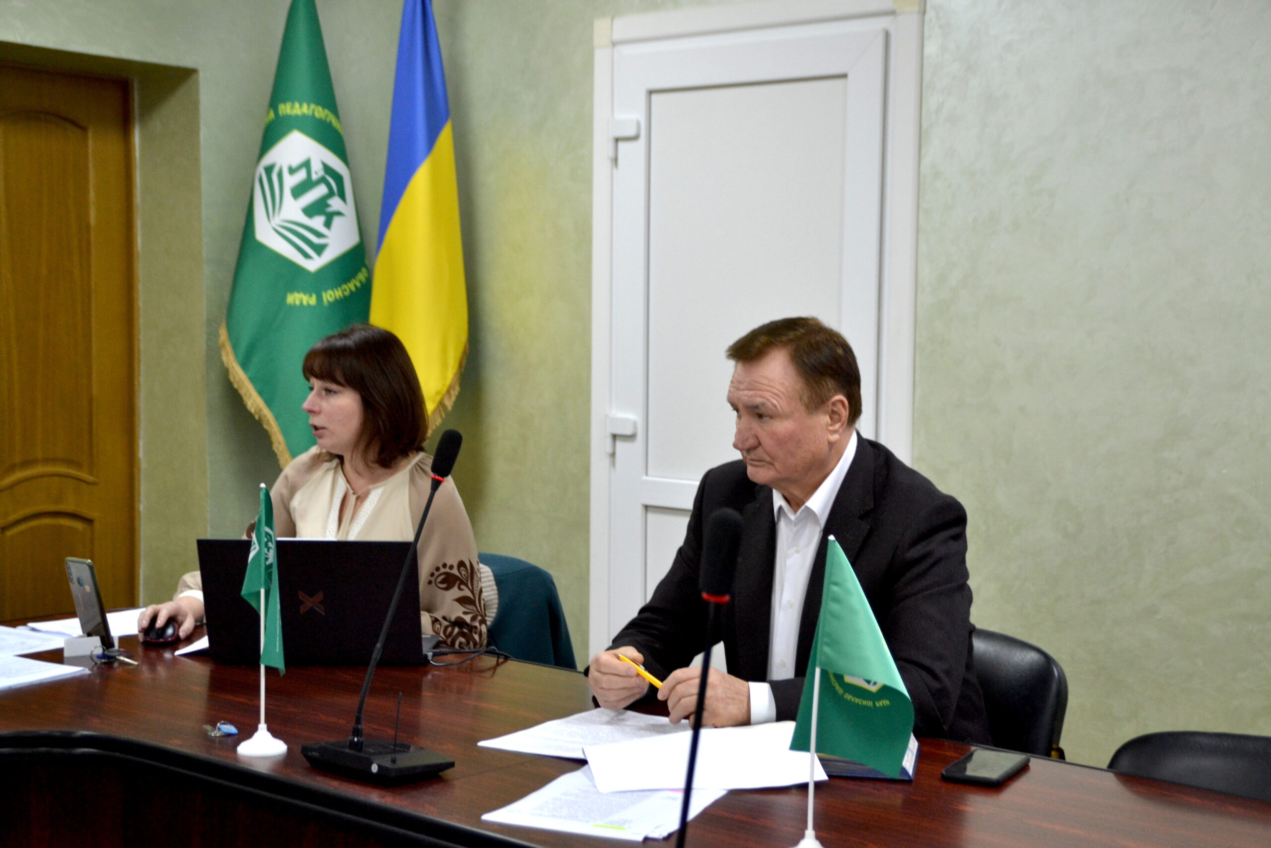 Ви зараз переглядаєте ФОКУС НА ЯКІСТЬ ОСВІТИ ТА РОЗВИТОК НАУКИ: чергове засідання Вченої ради