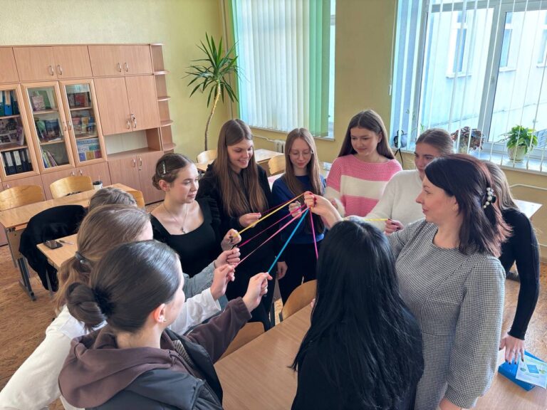 Година спілкування «Стоп булінг: формуємо коло безпеки»