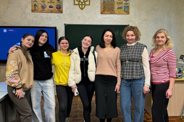 ПІЗНАЄМО АЛЬТЕРНАТИВНІ ОСВІТНІ ПРОГРАМИ