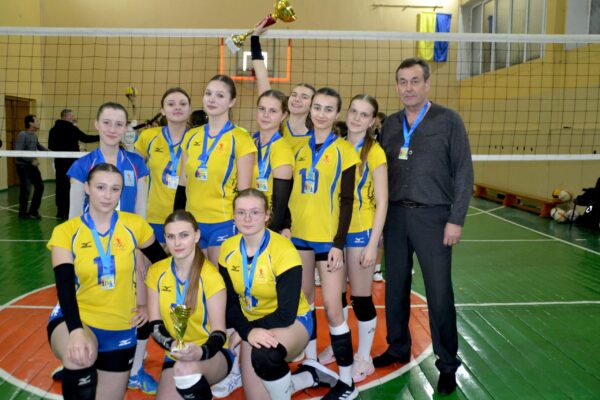 ДРУГА ПЕРЕМОГА У ВОЛЕЙБОЛІ: ЗБІРНА ДІВЧАТ ЛУЦЬКОГО ПЕДАГОГІЧНОГО ІНСТИТУТУ – ЧЕМПІОНИ МІСТА! (+ФОТО)