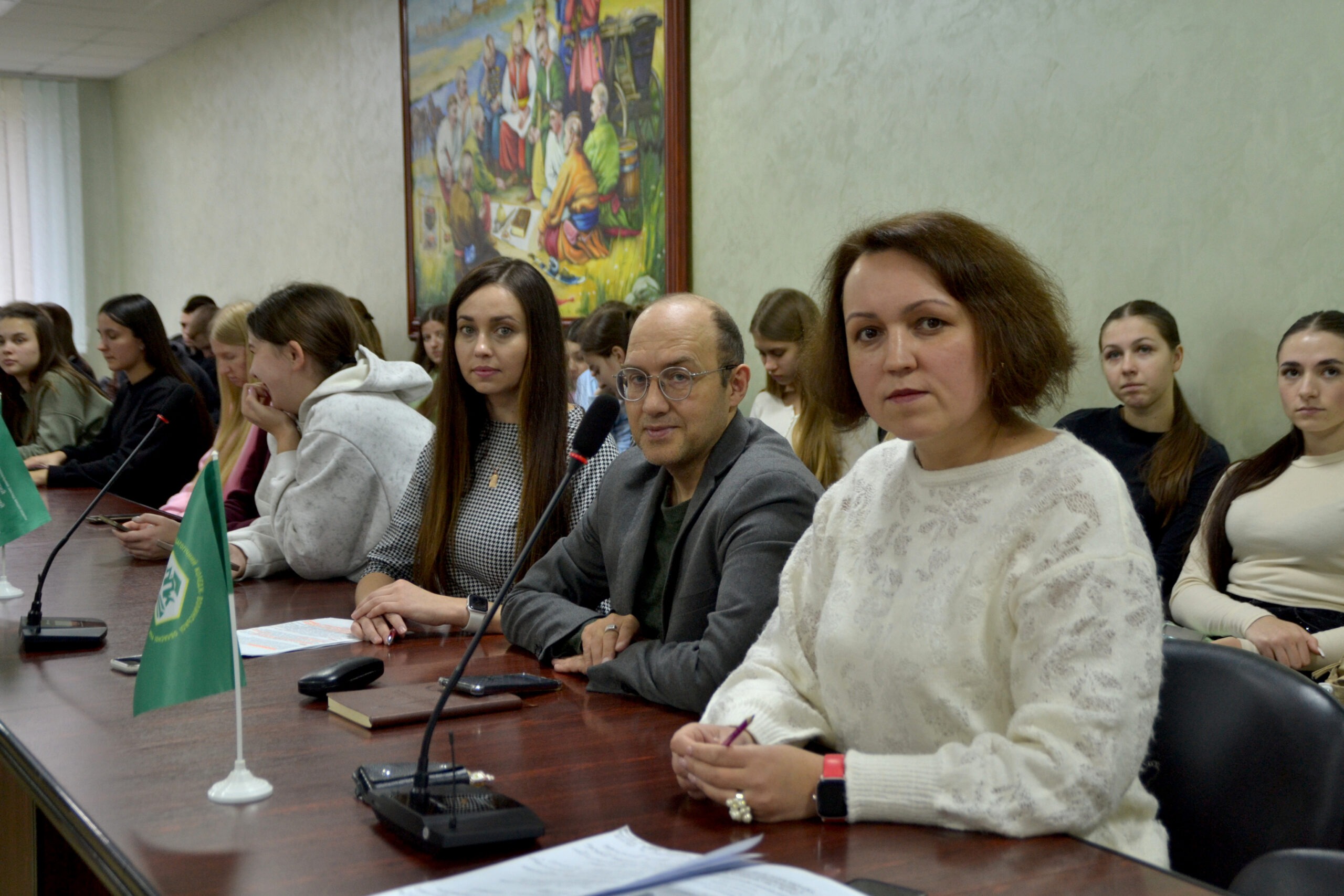 Ви зараз переглядаєте РОЛЬ ОСВІТИ У ЗБЕРЕЖЕННІ І РОЗВИТКУ УКРАЇНСЬКОЇ ДЕРЖАВНОСТІ