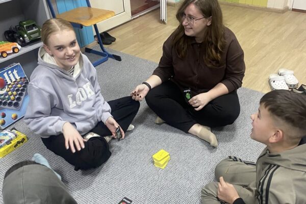 ІГРОВІ СЕСІЇ ДЛЯ ДІТЕЙ: СТУДЕНТИ КОЛЕДЖУ  ПРОДОВЖУЮТЬ ВОЛОНТЕРСЬКУ ДІЯЛЬНІСТЬ