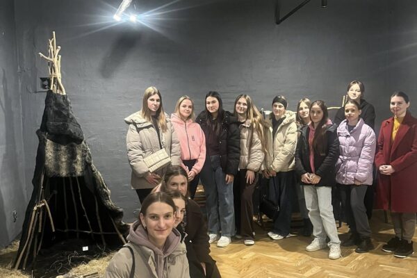 НАРОДНІ РЕМЕСЛА КРІЗЬ ПРИЗМУ ПЕДАГОГІКИ: МАЙСТЕР-КЛАС ЗІ СТВОРЕННЯ ГЛИНЯНИХ ВИРОБІВ