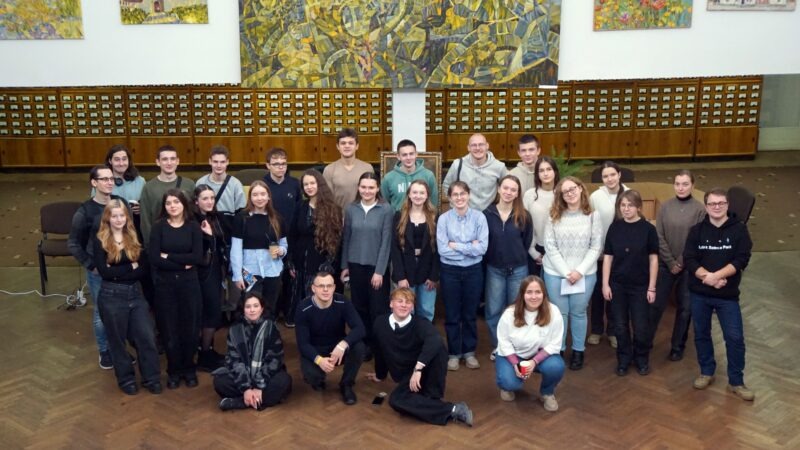 Дебатний турнір «Перший раз»:  наставництво та командна взаємодія