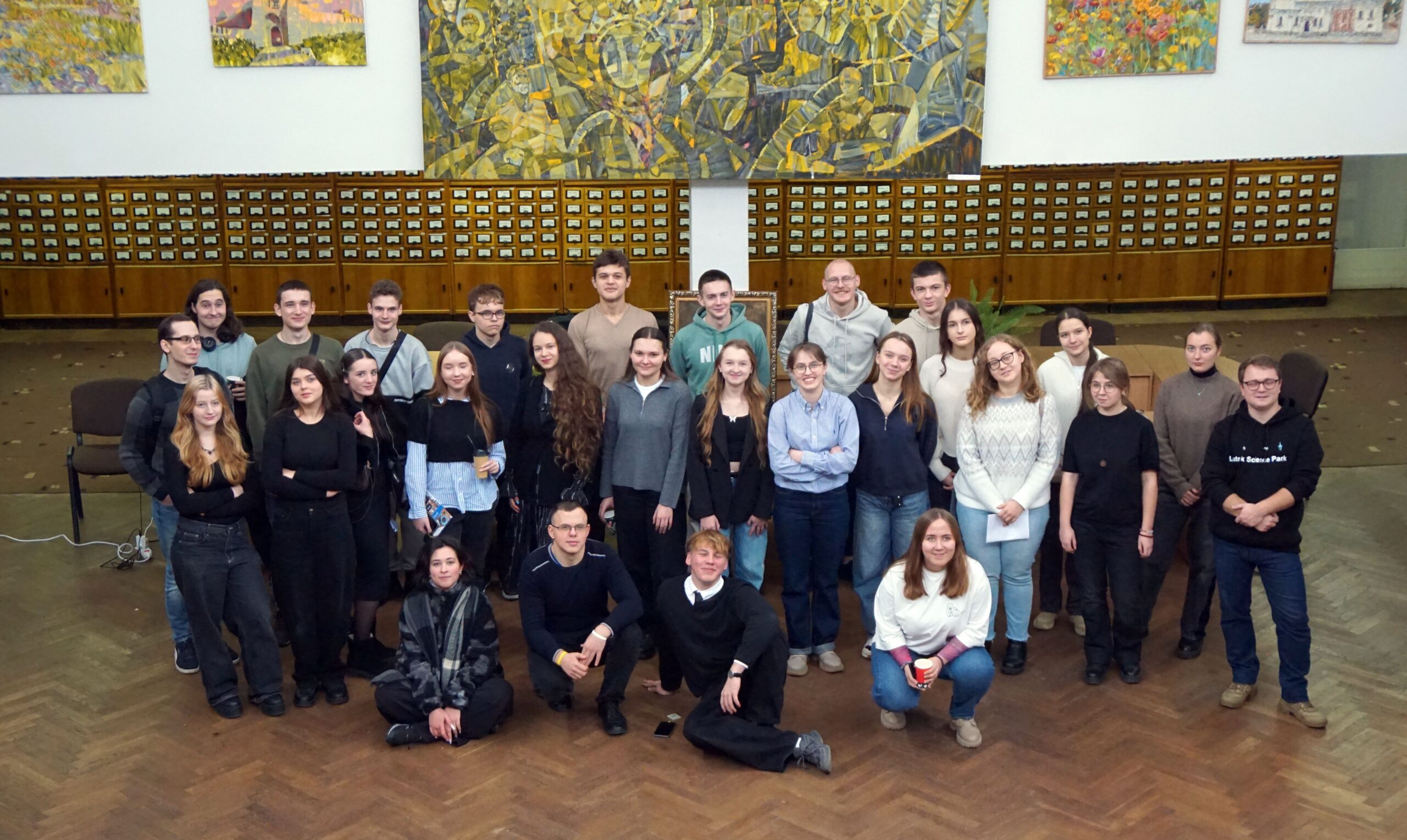 Ви зараз переглядаєте Дебатний турнір «Перший раз»:  наставництво та командна взаємодія