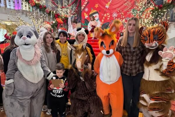 ВОЛОНТЕРСЬКА ІНІЦІАТИВА:  «РІЗДВЯНИЙ ІГРОЛЕНД»