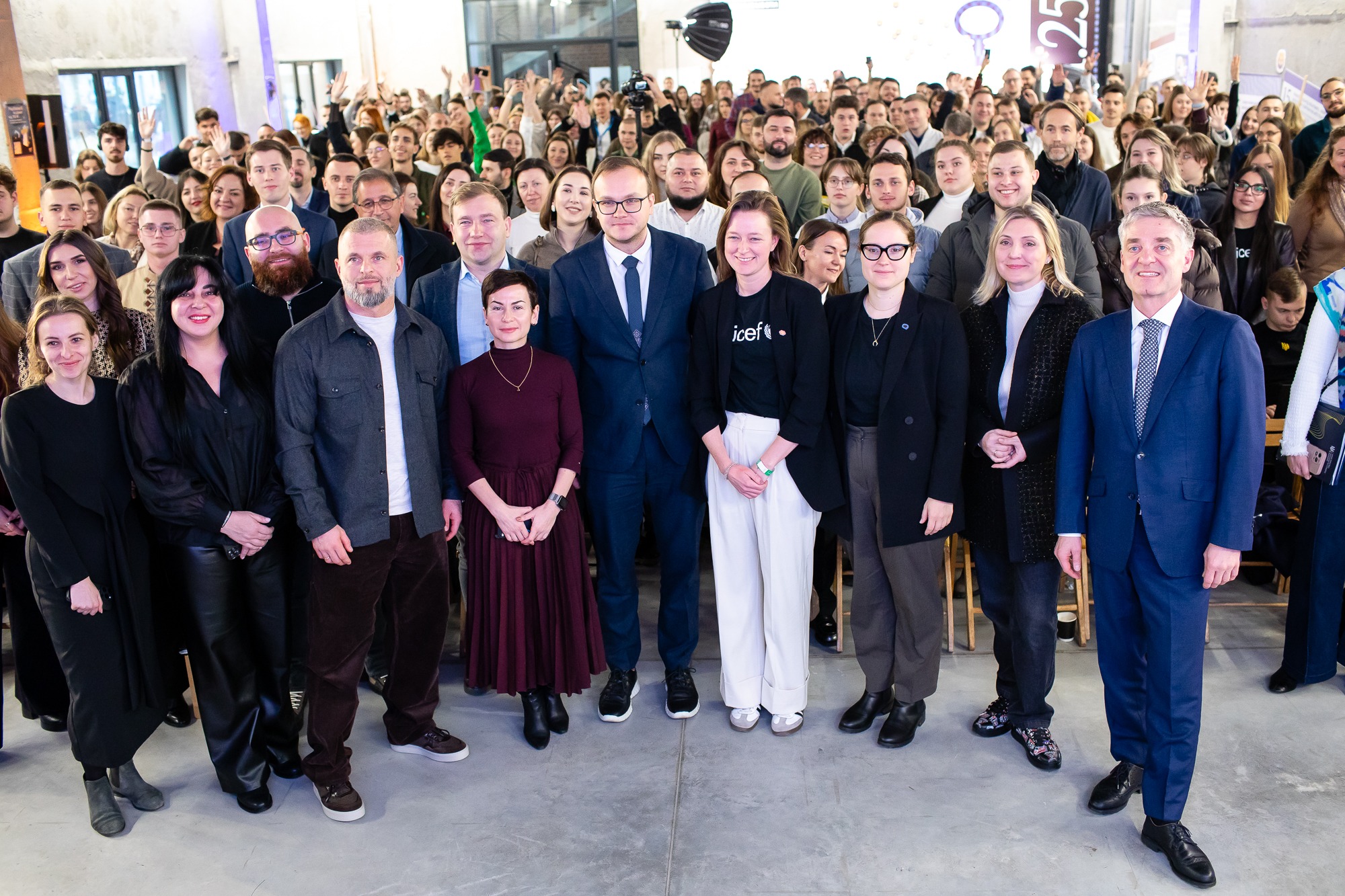 Ви зараз переглядаєте Студентське молодіжне лідерство:  євроінтеграційні перспективи