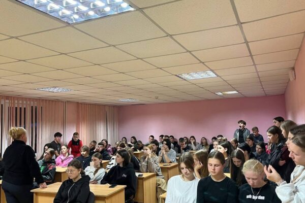 Разом проти булінгу: діалог зі студентами про безпеку та повагу