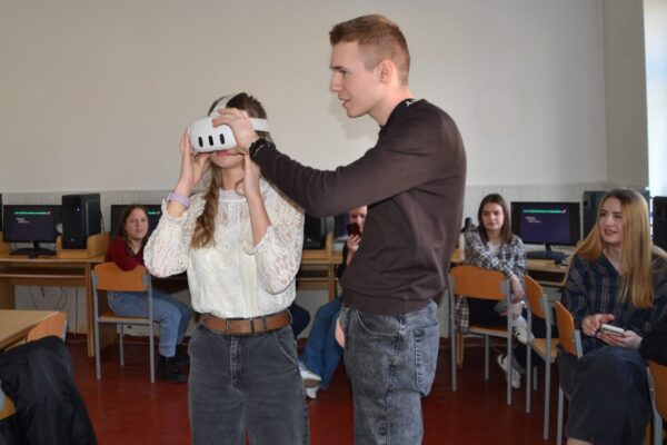 МІНІ-ХАКАТОН «СТВОРИ СУЧАСНИЙ ЦИФРОВИЙ УРОК»