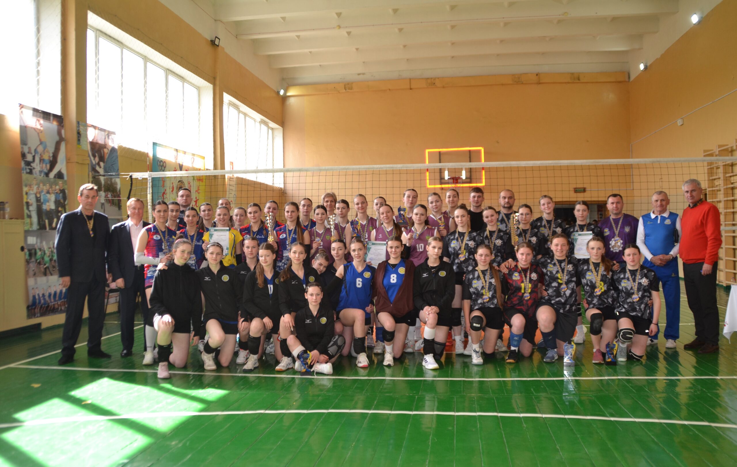 Ви зараз переглядаєте ВОЛЕЙБОЛЬНИЙ ТУРНІР «ВОЛИНЬ ЗУСТРІЧАЄ ДРУЗІВ» ВИЗНАЧИВ СИЛЬНІШИХ