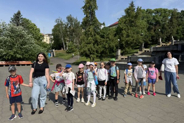 ЛІТО – ЦЕ ЧАС НЕ ЛИШЕ ДЛЯ ВІДПОЧИНКУ, А Й ДЛЯ ПРОФЕСІЙНОГО ЗРОСТАННЯ!