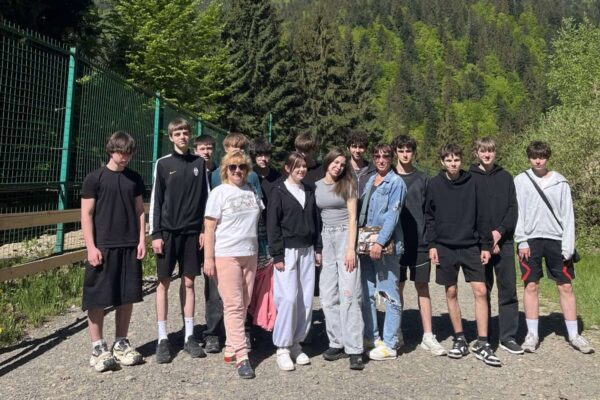 ВЕСНЯНА ПОДОРОЖ В КАРПАТИ