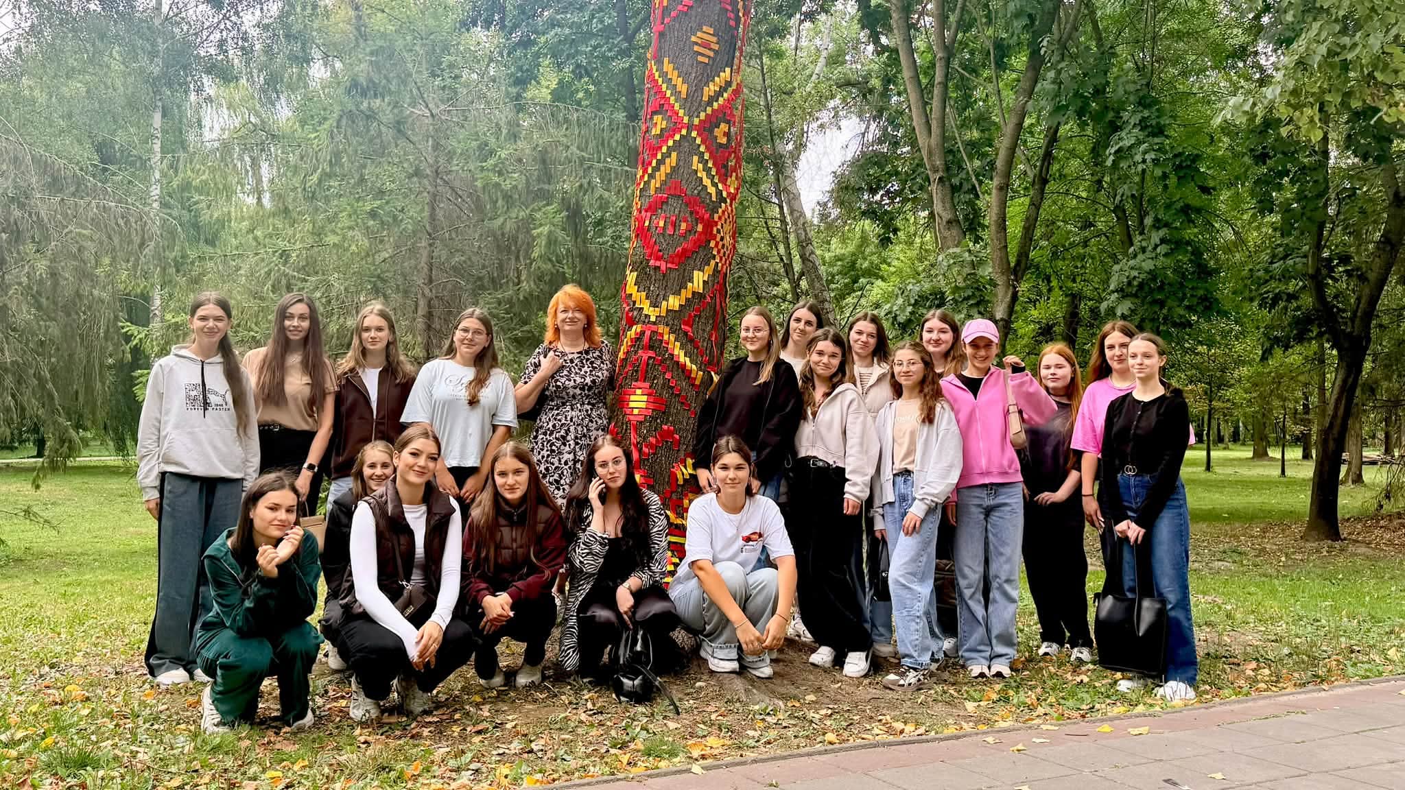 Ви зараз переглядаєте ІСТОРІЯ, КУЛЬТУРА І ПРОФЕСІЯ: НАВЧАЄМОСЬ ЧЕРЕЗ ПІЗНАННЯ РІДНОГО КРАЮ